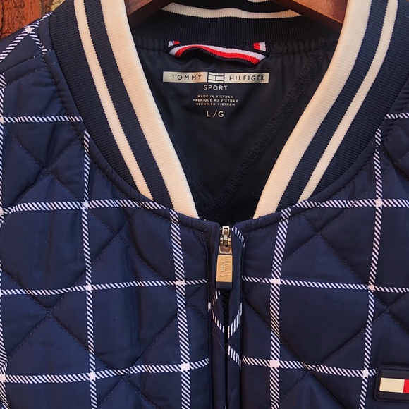 Tommy Hilfiger Vest - Picture 4 of 4